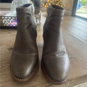 Loeffler Randall Ella Women's
Leather Ankle Brown Boots Size 8